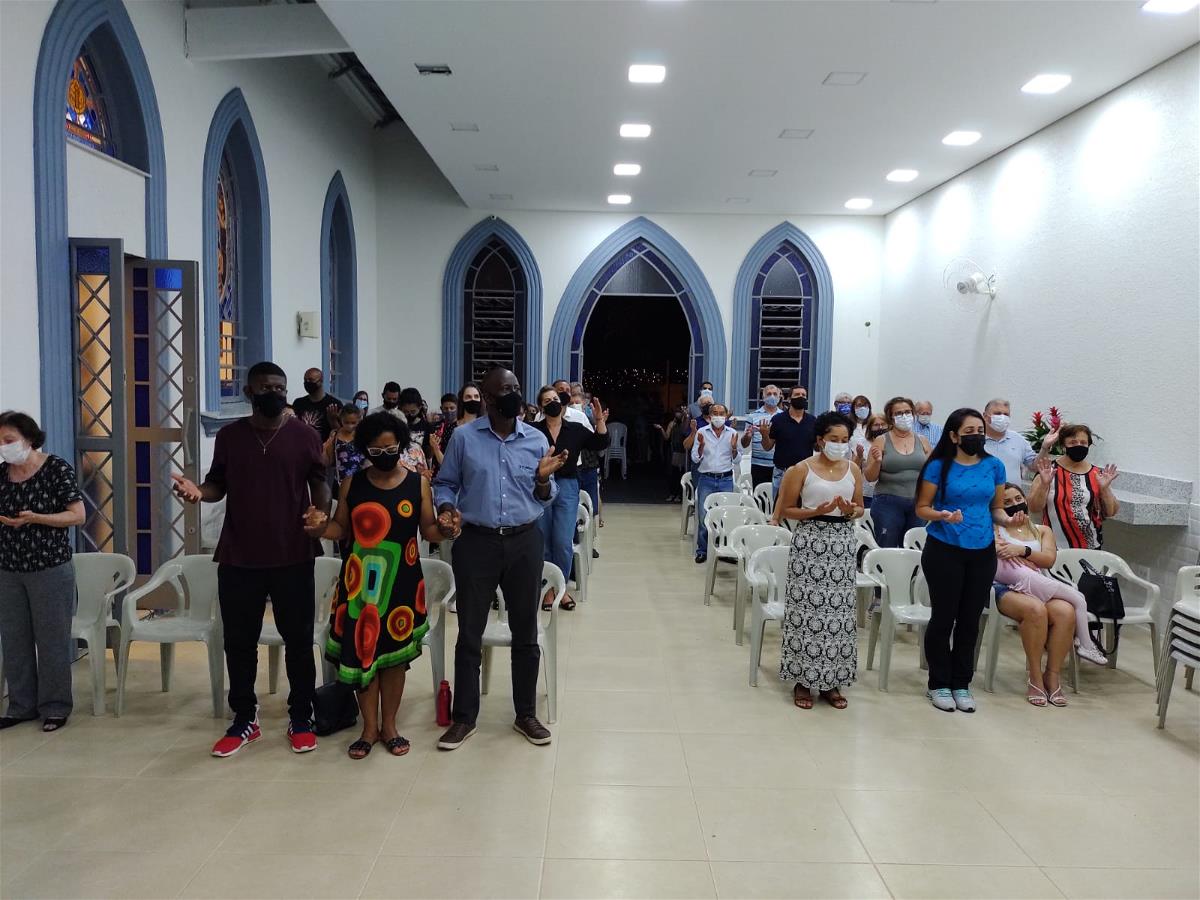 <i>Comunidade São Bento: Nova escadaria e iluminação    (04/11/2021)</i>