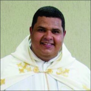 Padre Dom Filipe de Almeida (OSB)     (pároco)